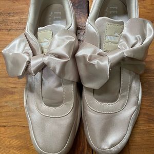 Fenty Pumas by Rhianna champagne bows
